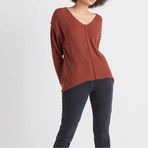 Dex V-Neck Sweater-Size Large